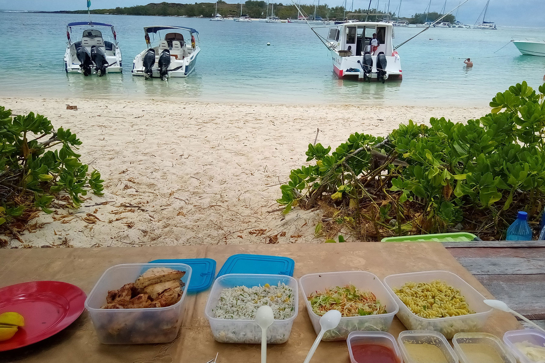Speed Boat Tour in Mauritius